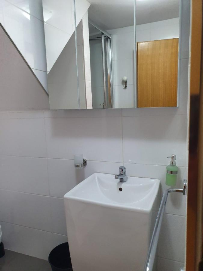 Apartamento Old Town Baska Exterior foto