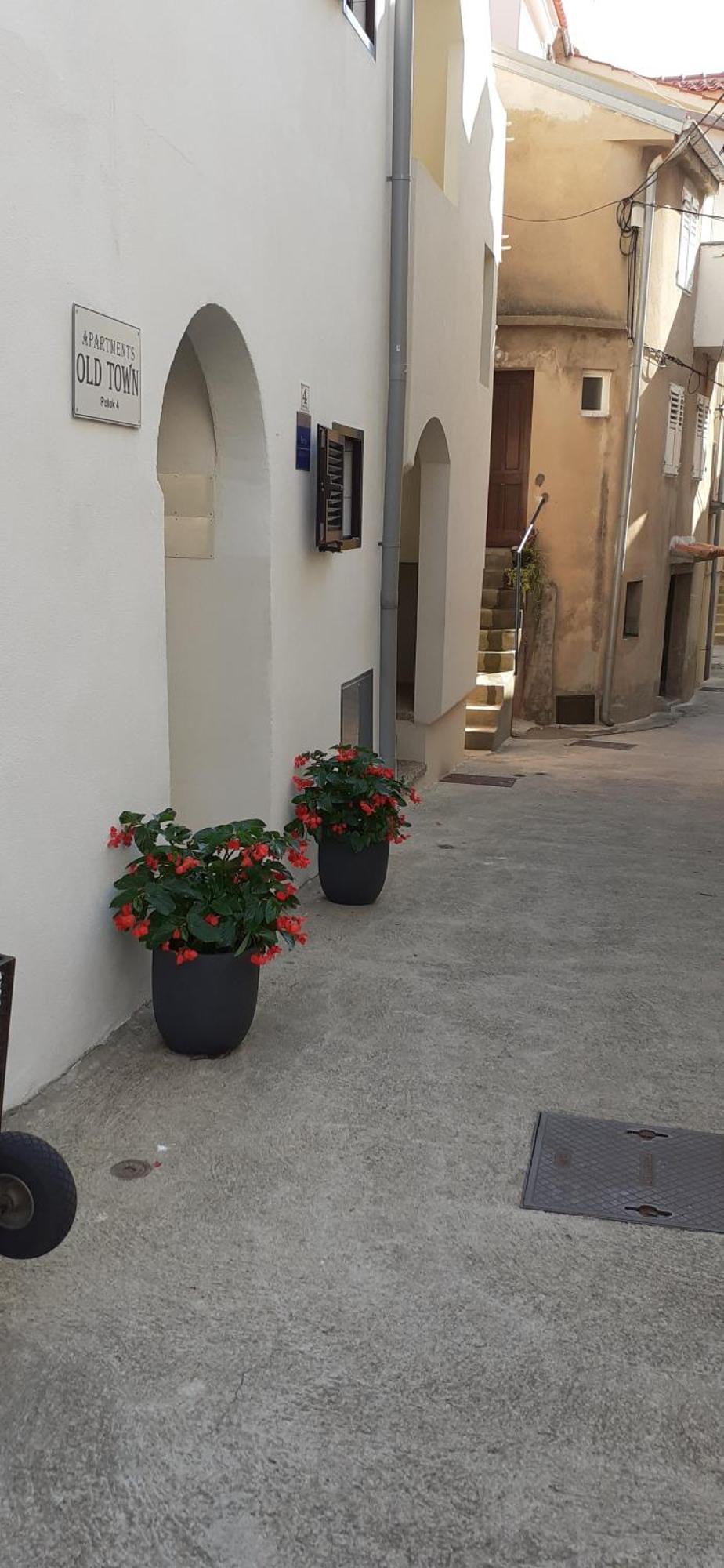 Apartamento Old Town Baska Exterior foto