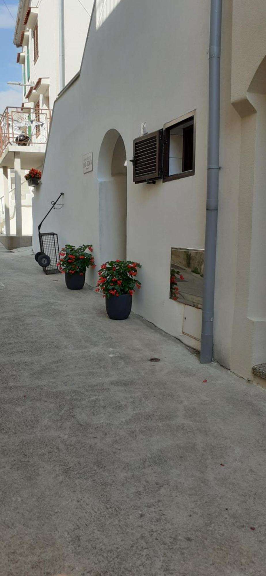 Apartamento Old Town Baska Exterior foto